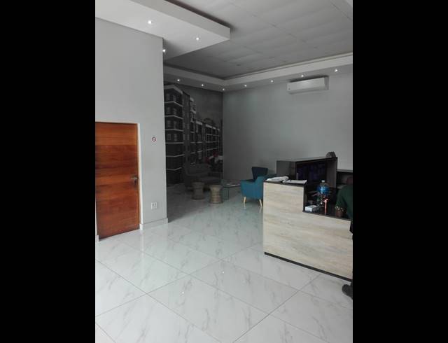 3 BEDROOM APARTMENT FOR SALE IN UMHLANGA RIDGE